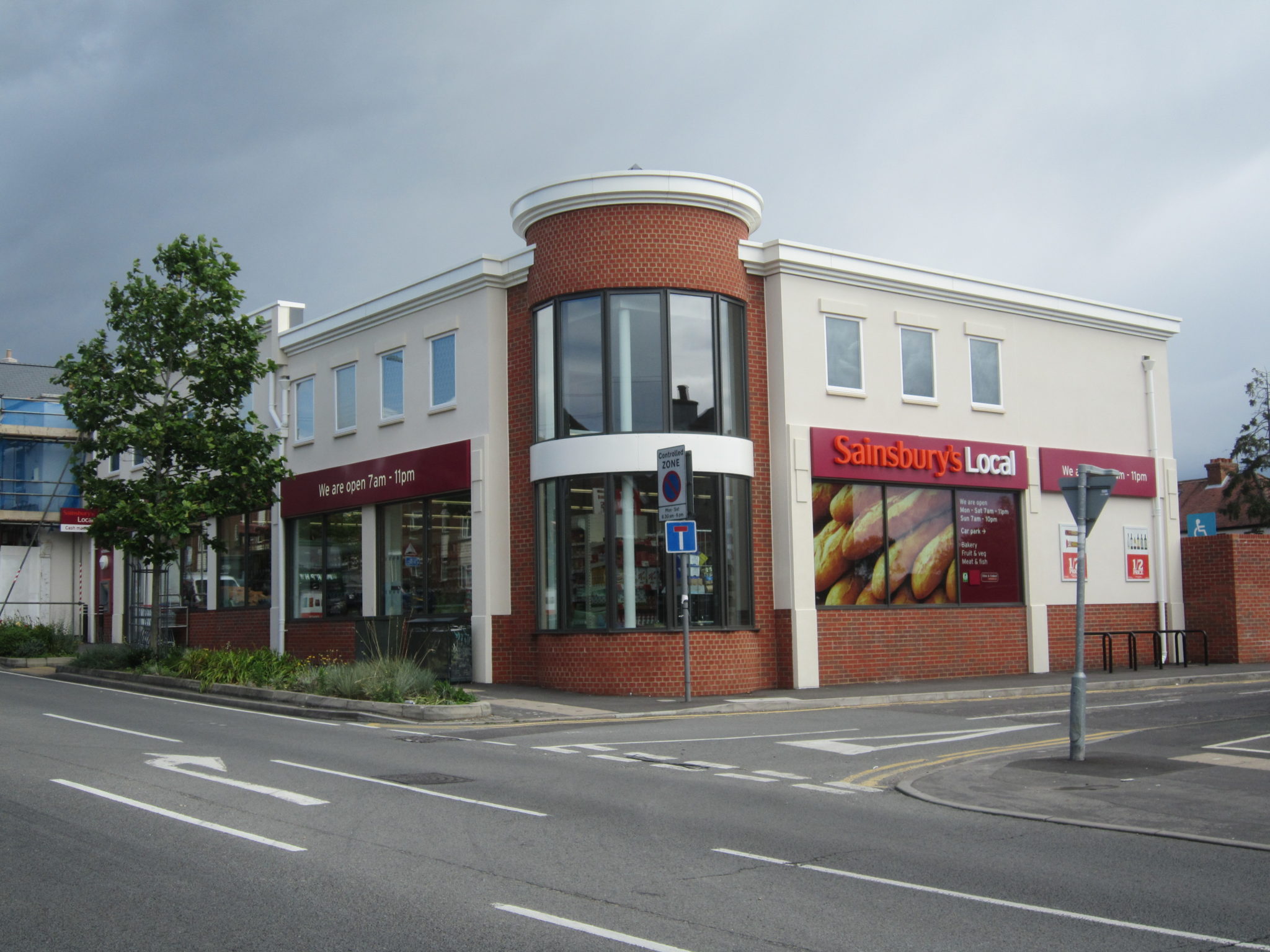 Worplesdon Road Development, Guildford Crouch Waterfall